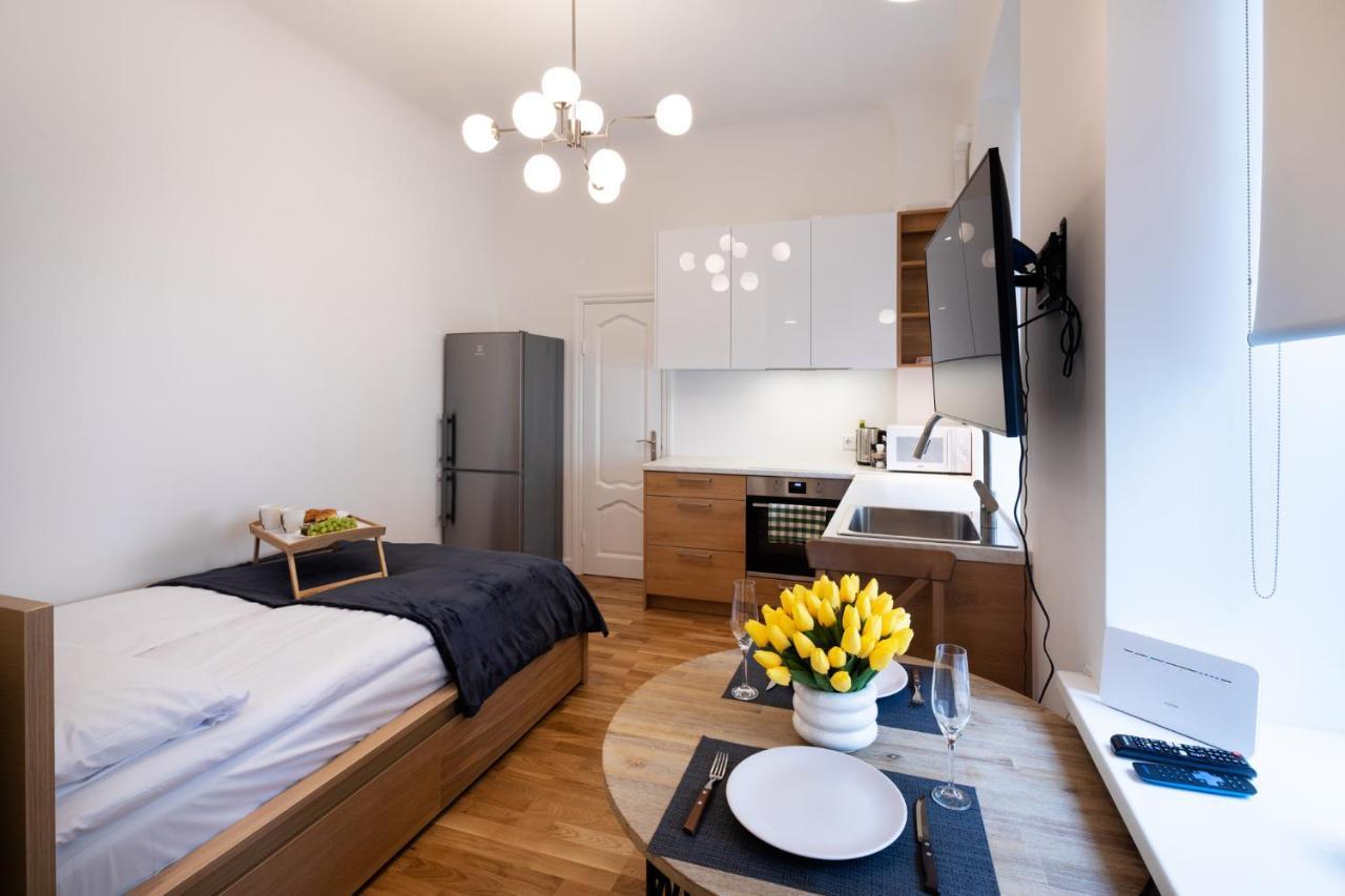 Brivibas House Design Apartments In City Center Ryga Zewnętrze zdjęcie